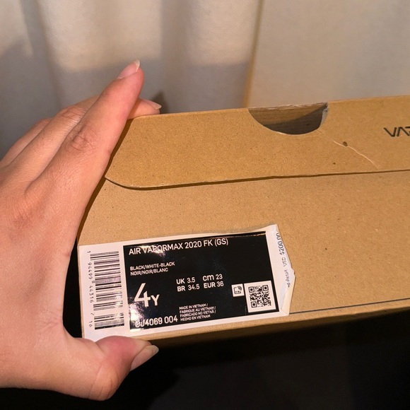 Nike air vapor max 2020 youth size 4 - Picture 5 of 6
